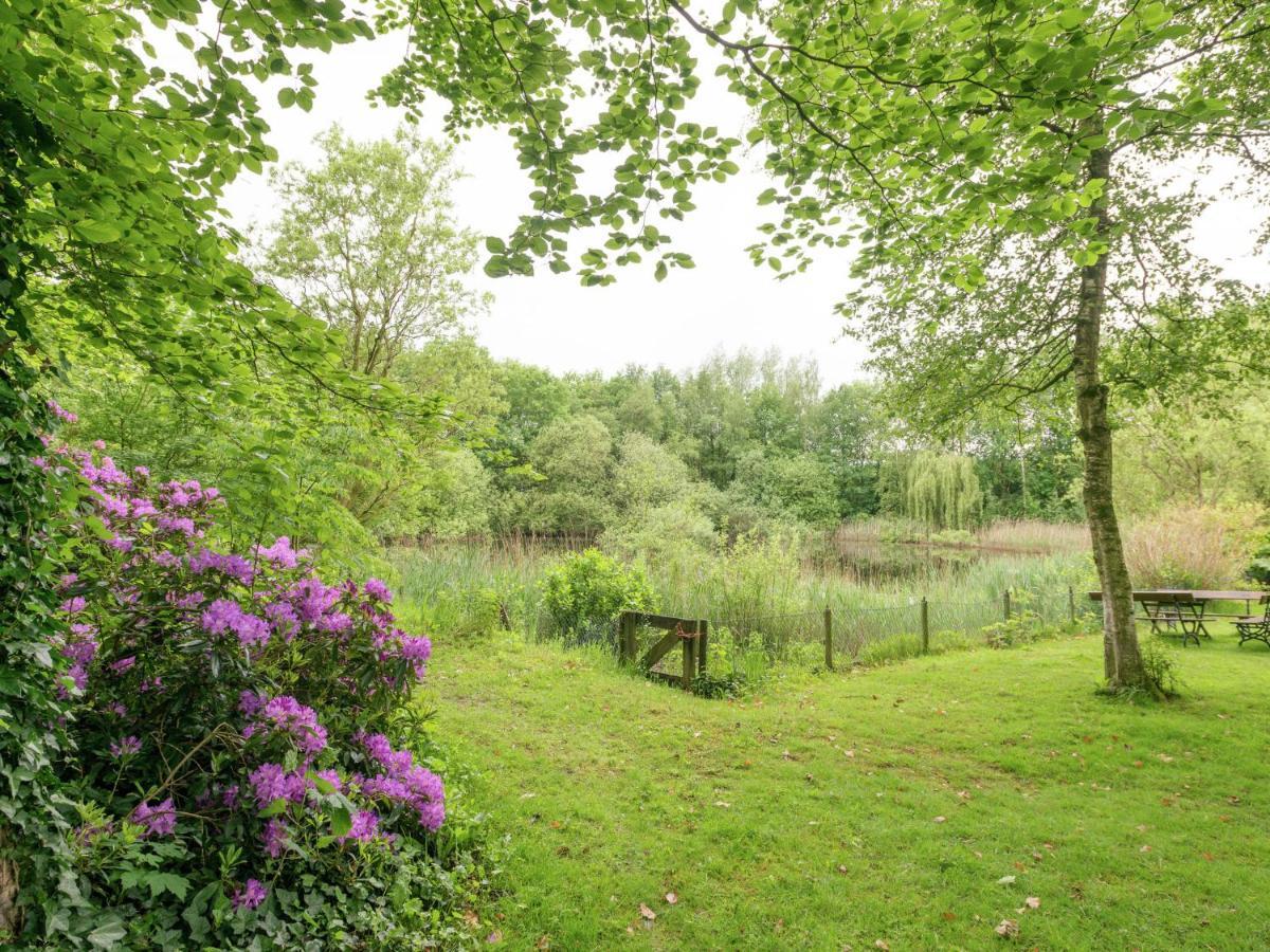 Quietly Located Farmhouse With Sauna And Hot Tub Balkbrug المظهر الخارجي الصورة