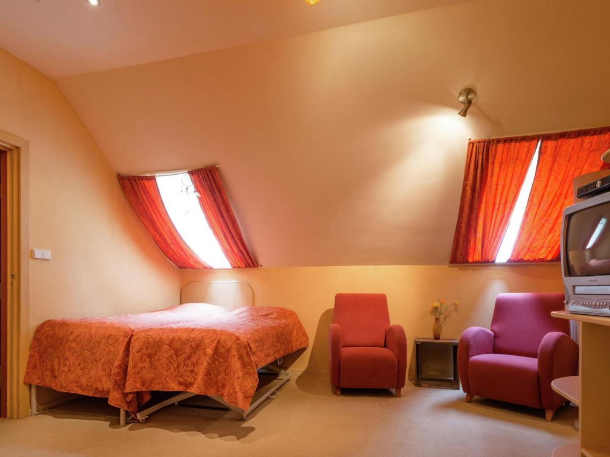Quietly Located Farmhouse With Sauna And Hot Tub Balkbrug المظهر الخارجي الصورة